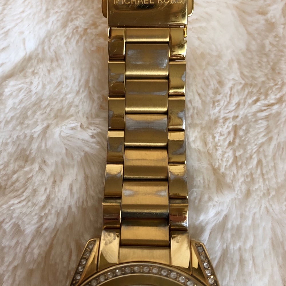Michael Kors gold watch - Picture 7 of 7